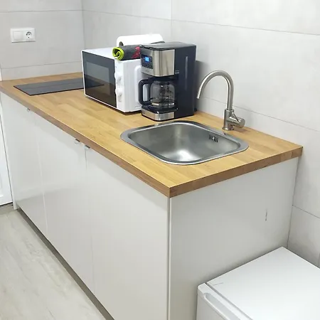 B1 Estudio Independiente Junto Aeropuerto Apartment