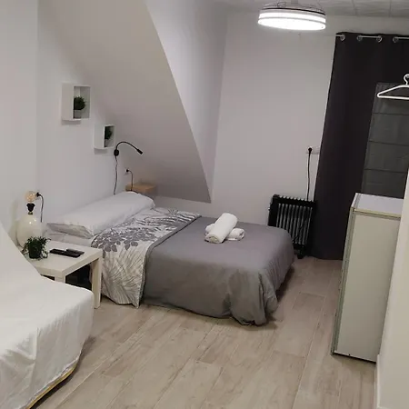 B1 Estudio Independiente Junto Aeropuerto